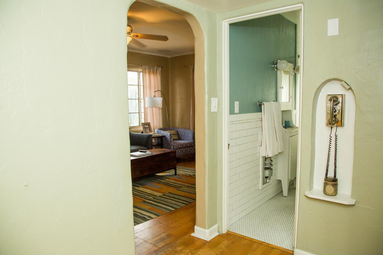 The Charming Bungalow Phoenix Exterior photo